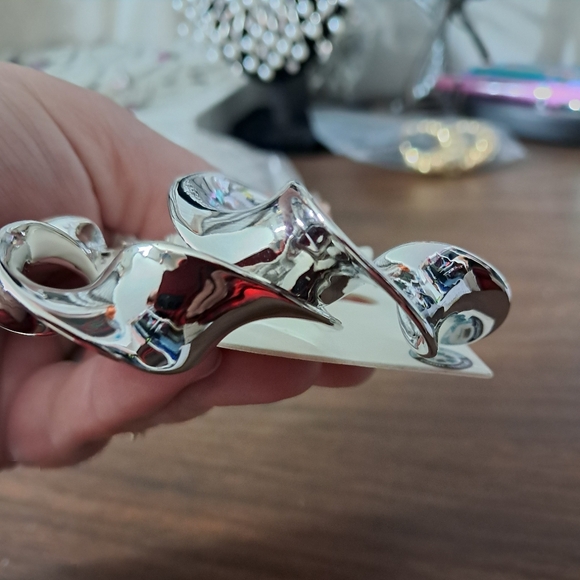 Open Edit twisted hoop silver earrings - Picture 5 of 5